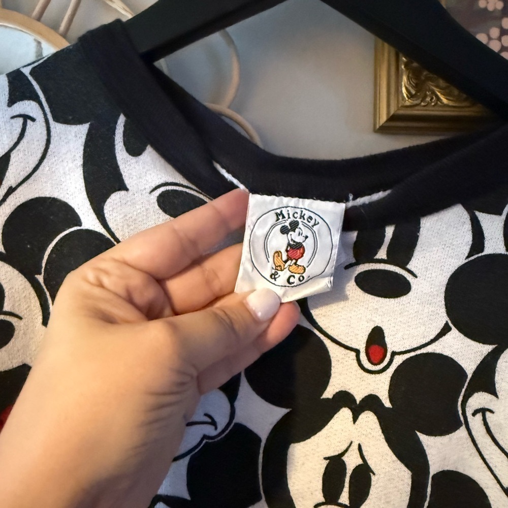 Vintage Disney Mickey Mouse Black and White Sweater - Picture 3 of 3